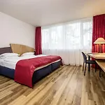 Szálloda Arvena Messe Nürnberg