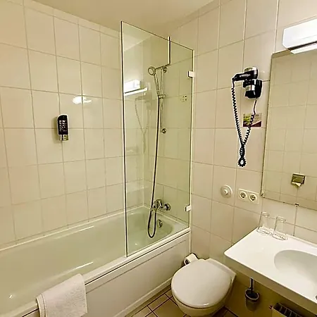 Hotel Arvena Messe 3*