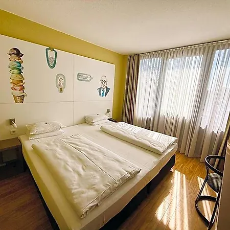 Arvena Messe 3*