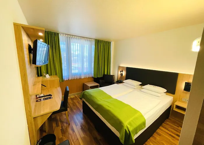 Hotel Arvena Messe 3*