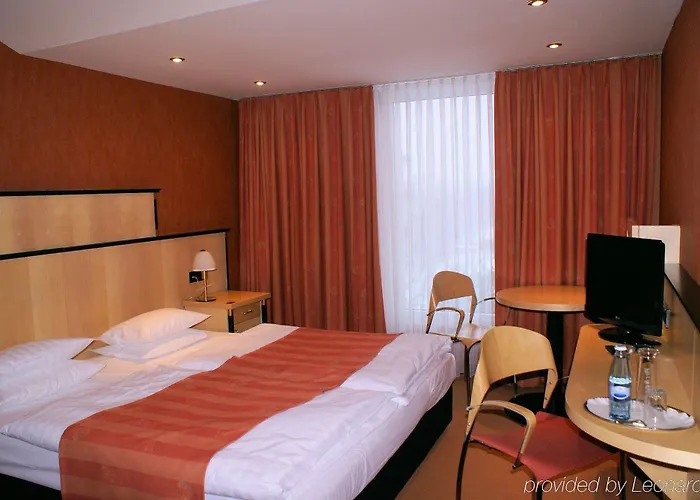 Hotel Arvena Messe 3*